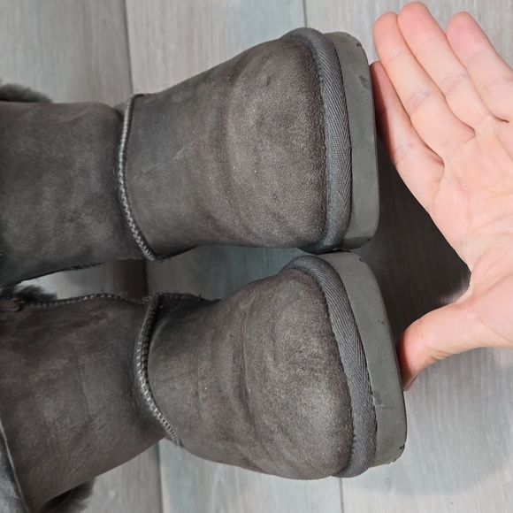 Ugg Australia Women Suede Insulated Lined Sheepskin Bow boots shoes sz 6 - Picture 4 of 13